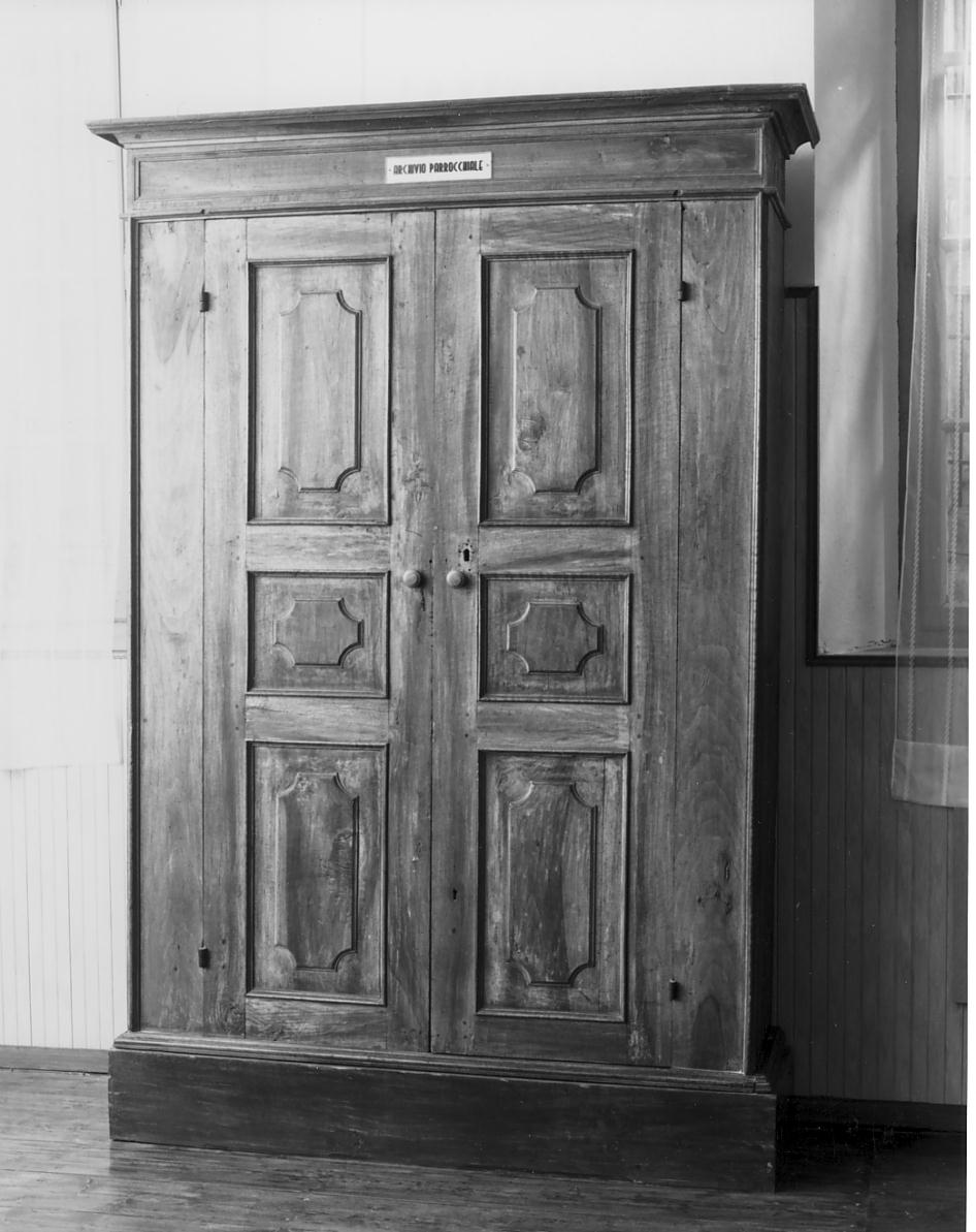 armadio, opera isolata - manifattura lombarda (primo quarto sec. XVII)
