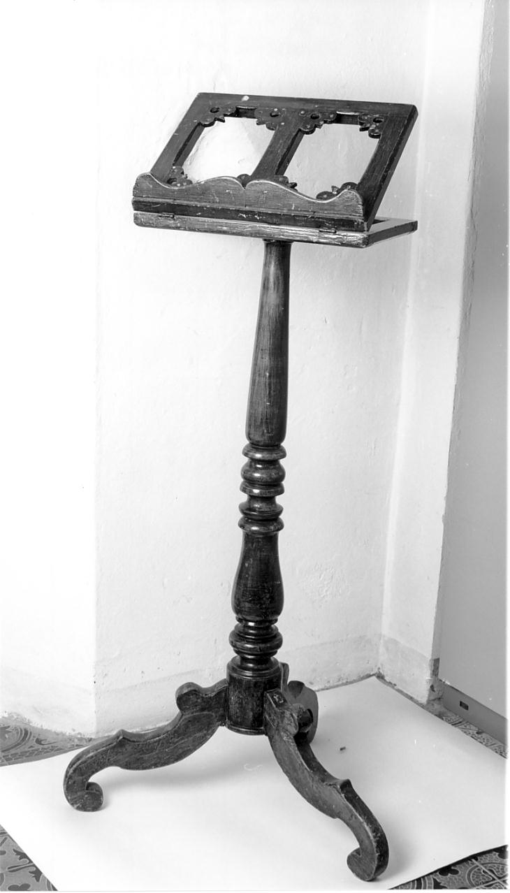 leggio, opera isolata - ambito mantovano (secondo quarto sec. XX)