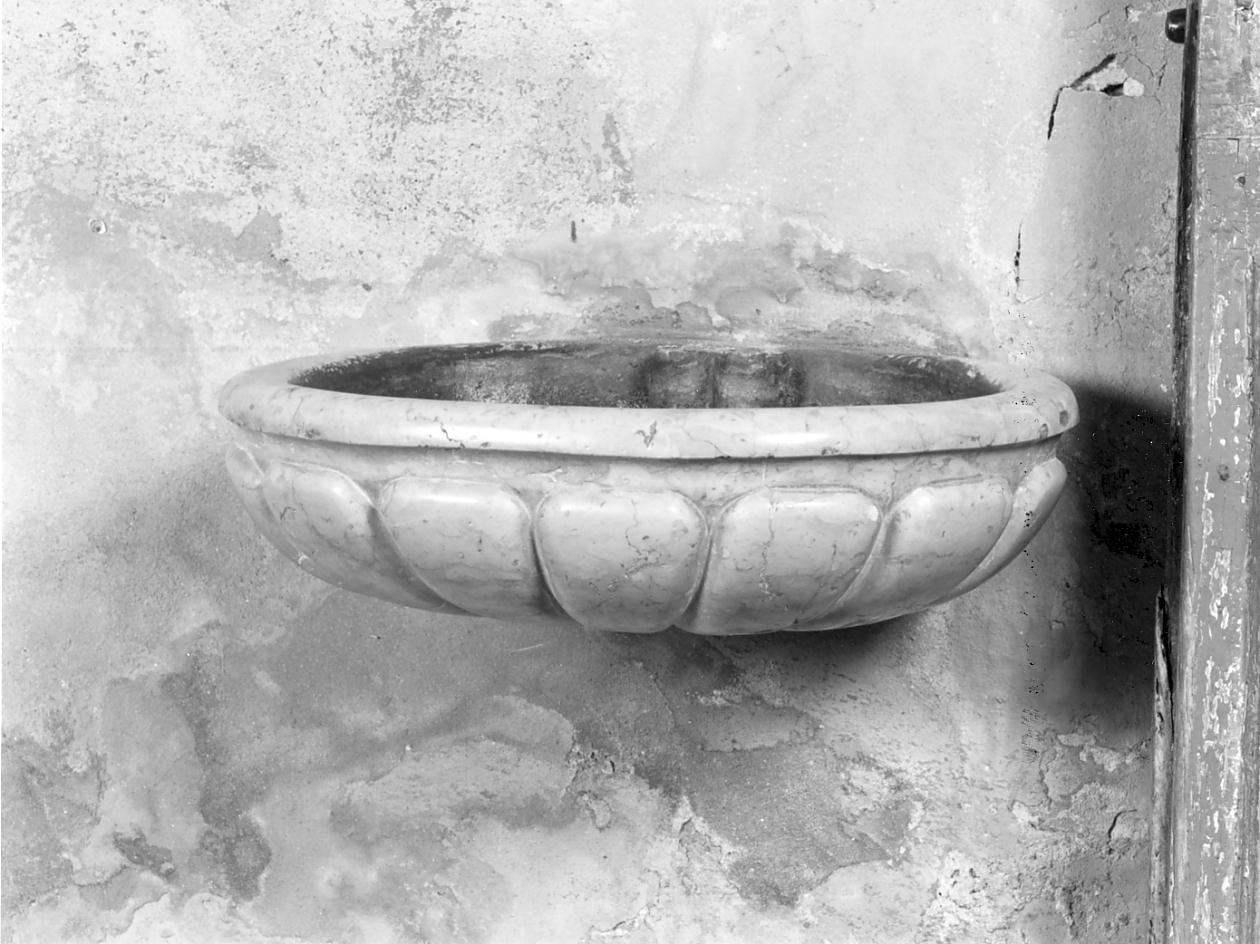 acquasantiera da parete, opera isolata - manifattura lombarda (sec. XVIII)