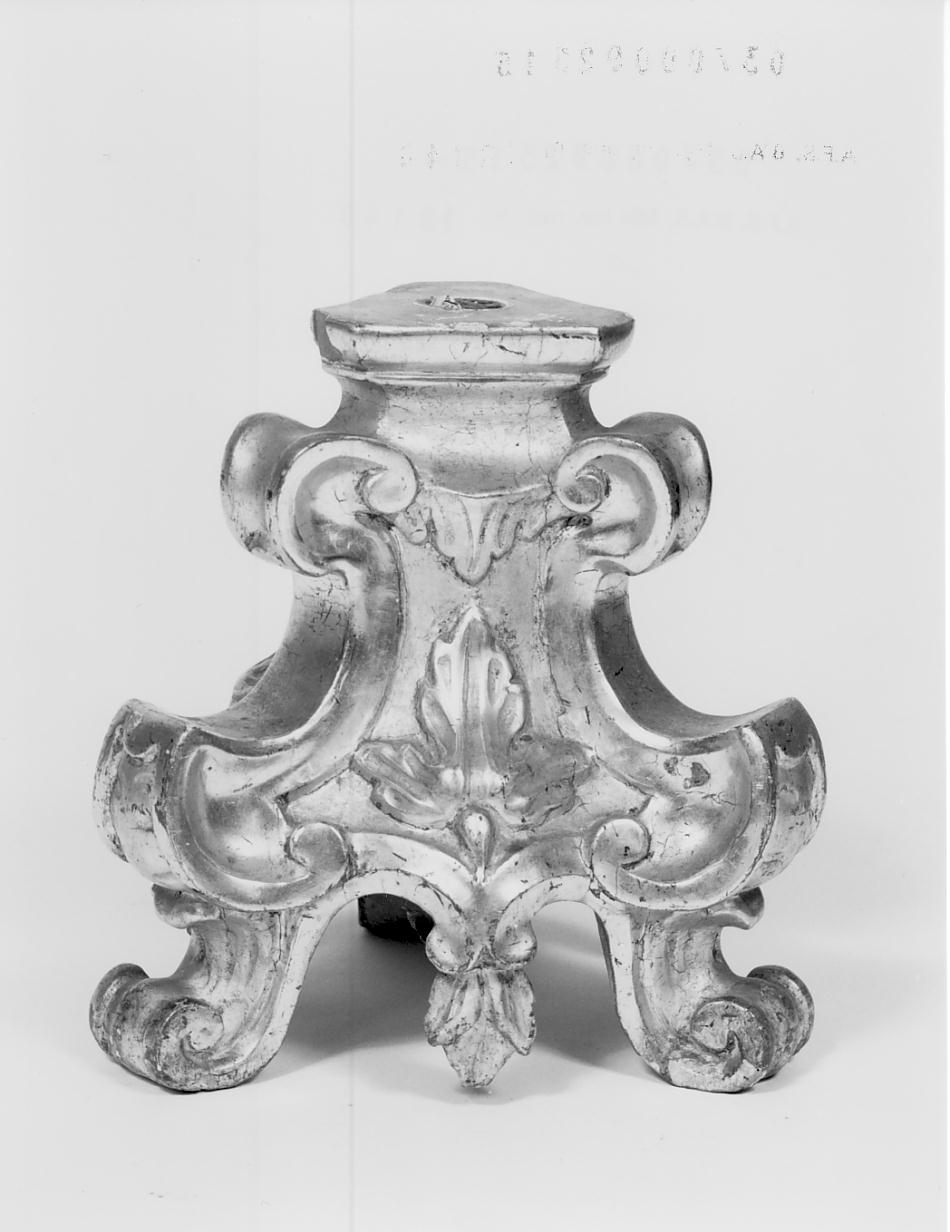 base per croce, opera isolata - manifattura lombarda (sec. XVIII)