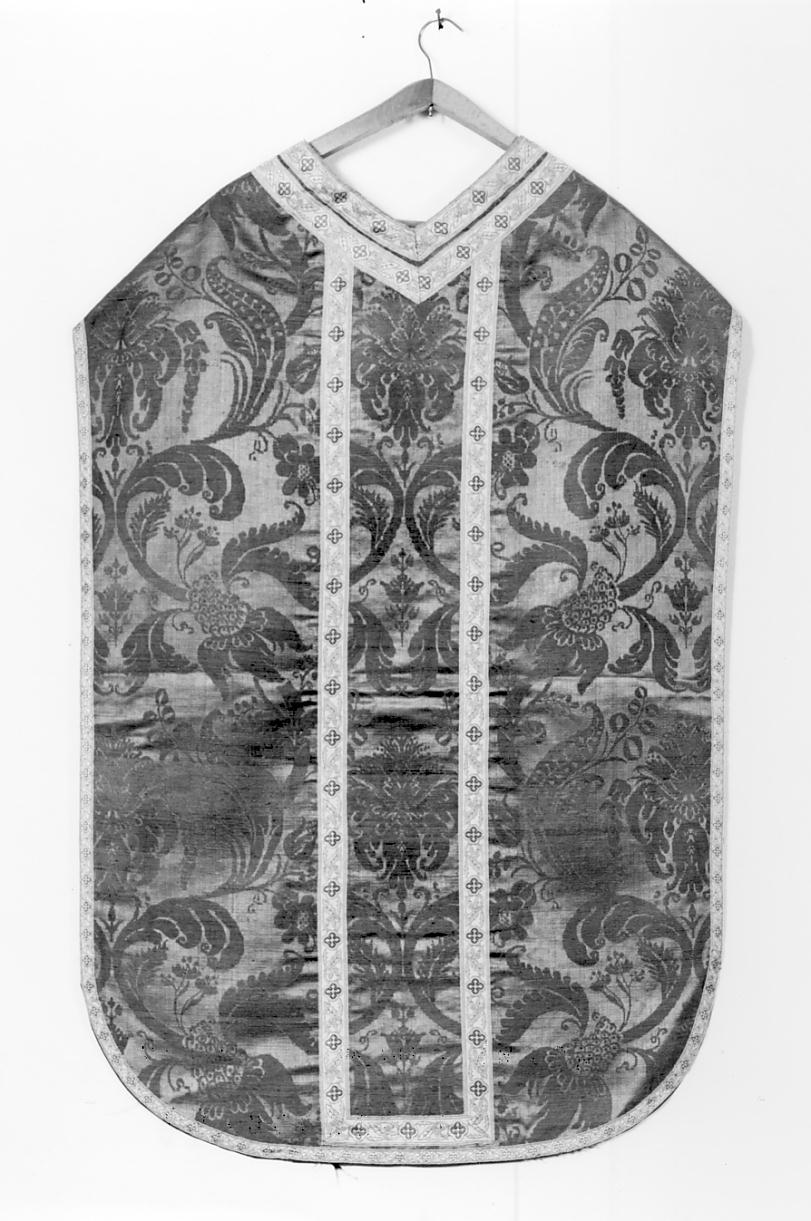 paramento liturgico, insieme - manifattura lombarda (seconda metà, terzo quarto sec. XIX, sec. XX)