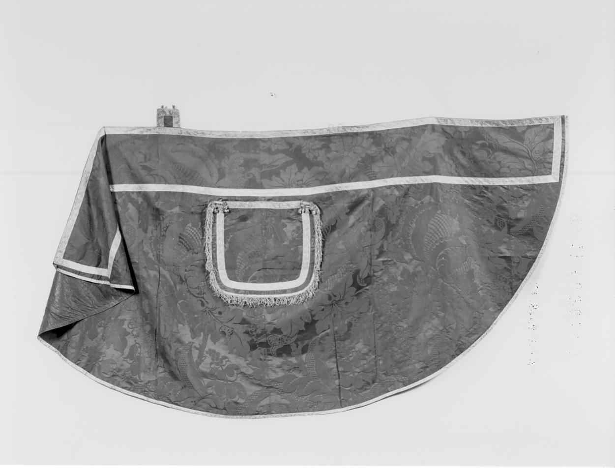 motivi decorativi vegetali (piviale, opera isolata) - manifattura lombarda (seconda metà sec. XIX)