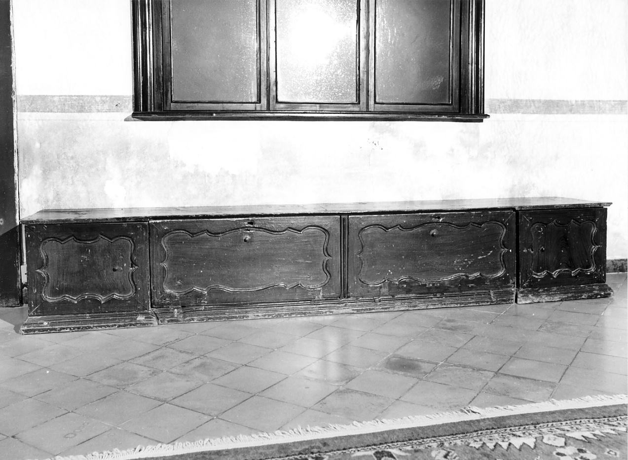 cassapanca, elemento d'insieme - ambito mantovano (seconda metà sec. XVII)