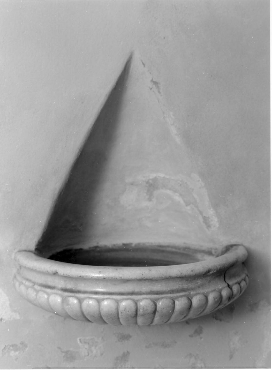 acquasantiera, opera isolata - bottega mantovana (primo quarto sec. XVIII)