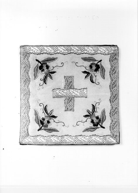 velo di calice, opera isolata - manifattura mantovana (prima metà sec. XX)