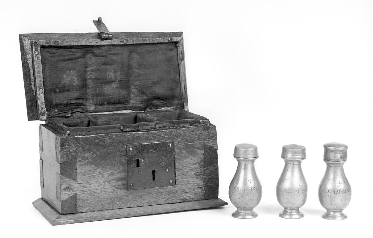 vasi per la riserva degli oli santi, insieme - produzione lombarda (sec. XIX)