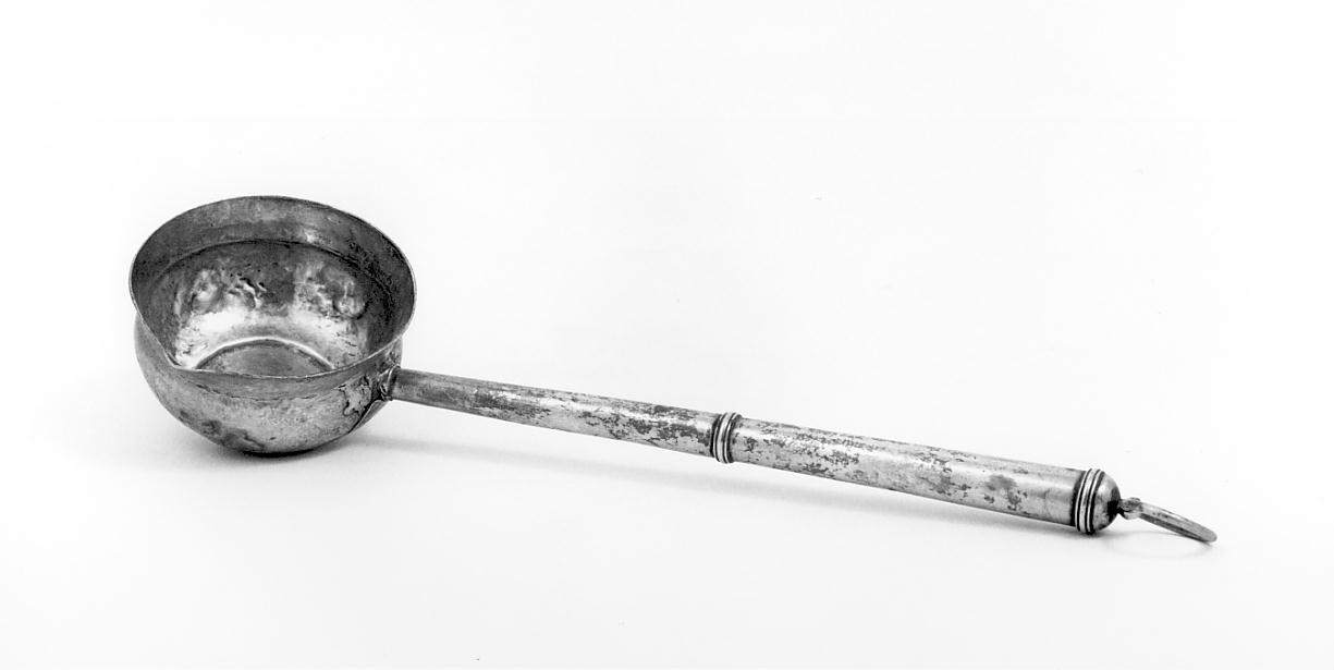 mestolo battesimale, opera isolata - produzione lombarda (sec. XIX)