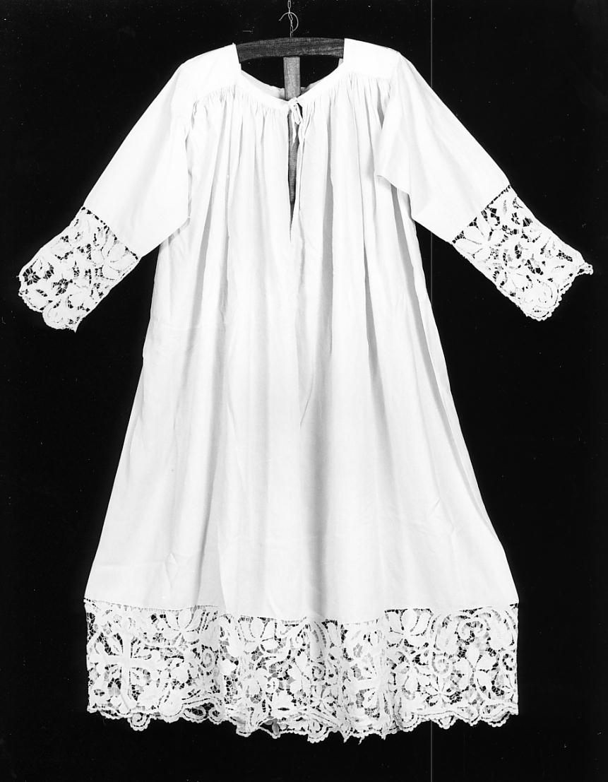 motivi decorativi vegetali (camice, opera isolata) - manifattura cremonese (primo quarto sec. XX)