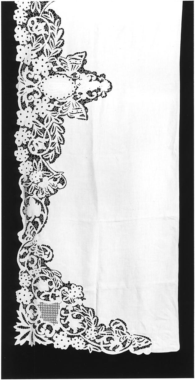 motivi decorativi (tovaglia d'altare, opera isolata) di Bellarini Maria (prima metà sec. XX)