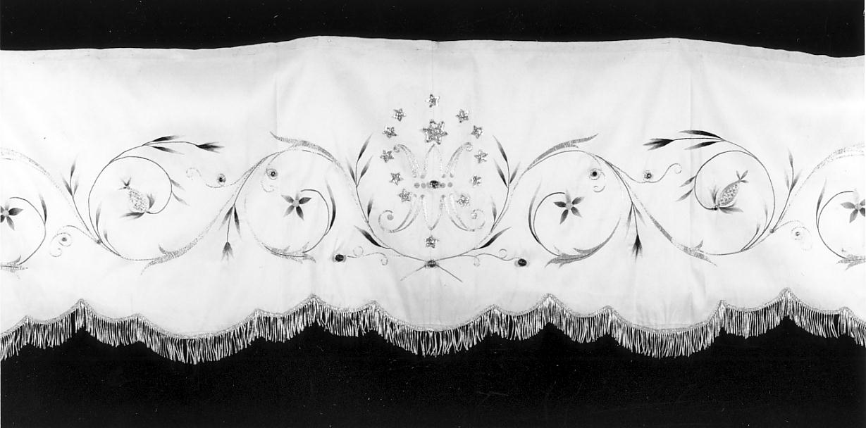 motivi decorativi vegetali (fascia ornamentale, opera isolata) - manifattura cremonese (prima metà sec. XX)