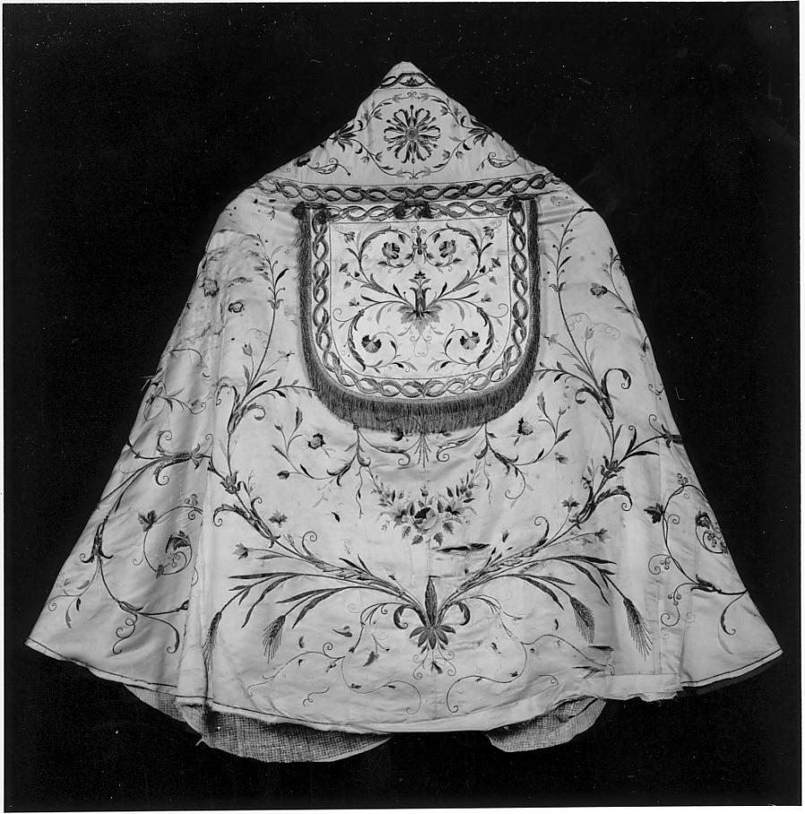 motivi decorativi vegetali (paramento liturgico, insieme) - manifattura lombarda (fine/inizio secc. XIX/ XX)