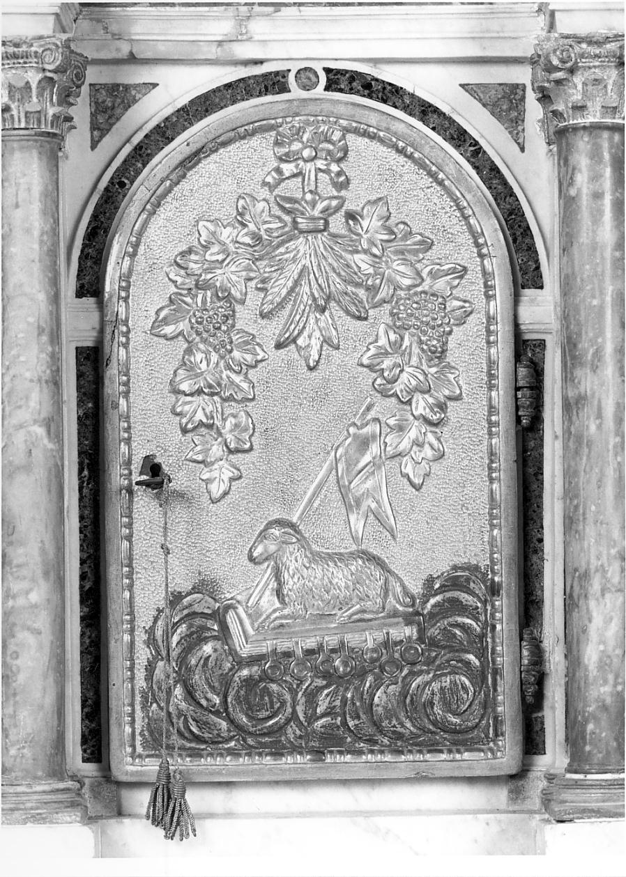 visione dell'Agnello col libro dei sette sigilli (sportello di tabernacolo, elemento d'insieme) - bottega cremonese (sec. XVIII)