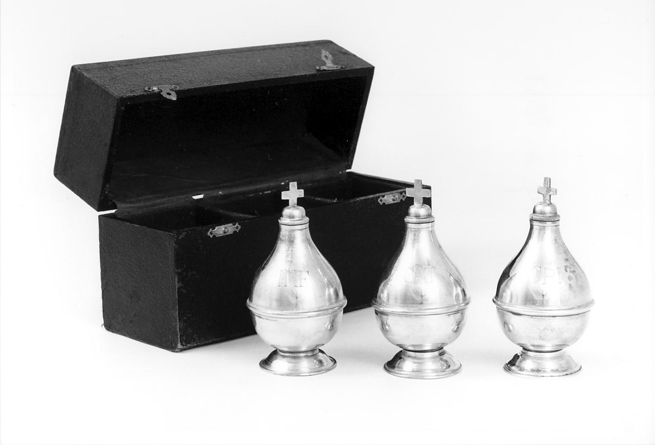 vasetti per oli santi, insieme - produzione lombarda (sec. XIX)