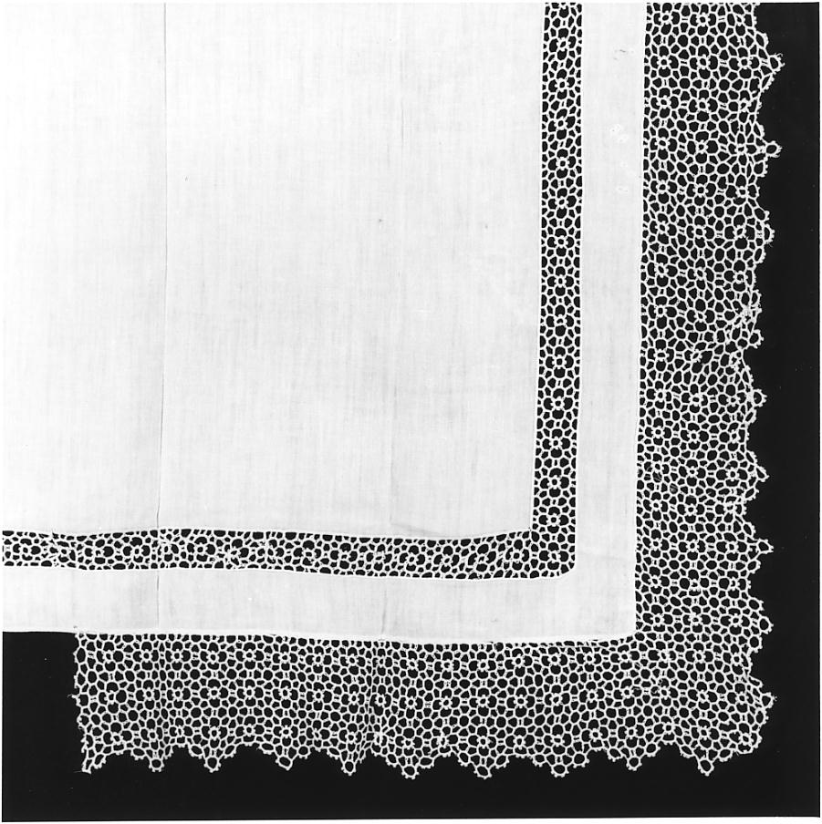 motivi decorativi vegetali (tovaglia d'altare, opera isolata) - manifattura cremonese (prima metà sec. XX)