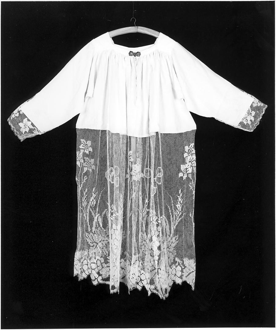 motivi decorativi floreali (camice, opera isolata) - manifattura cremonese (prima metà sec. XX)