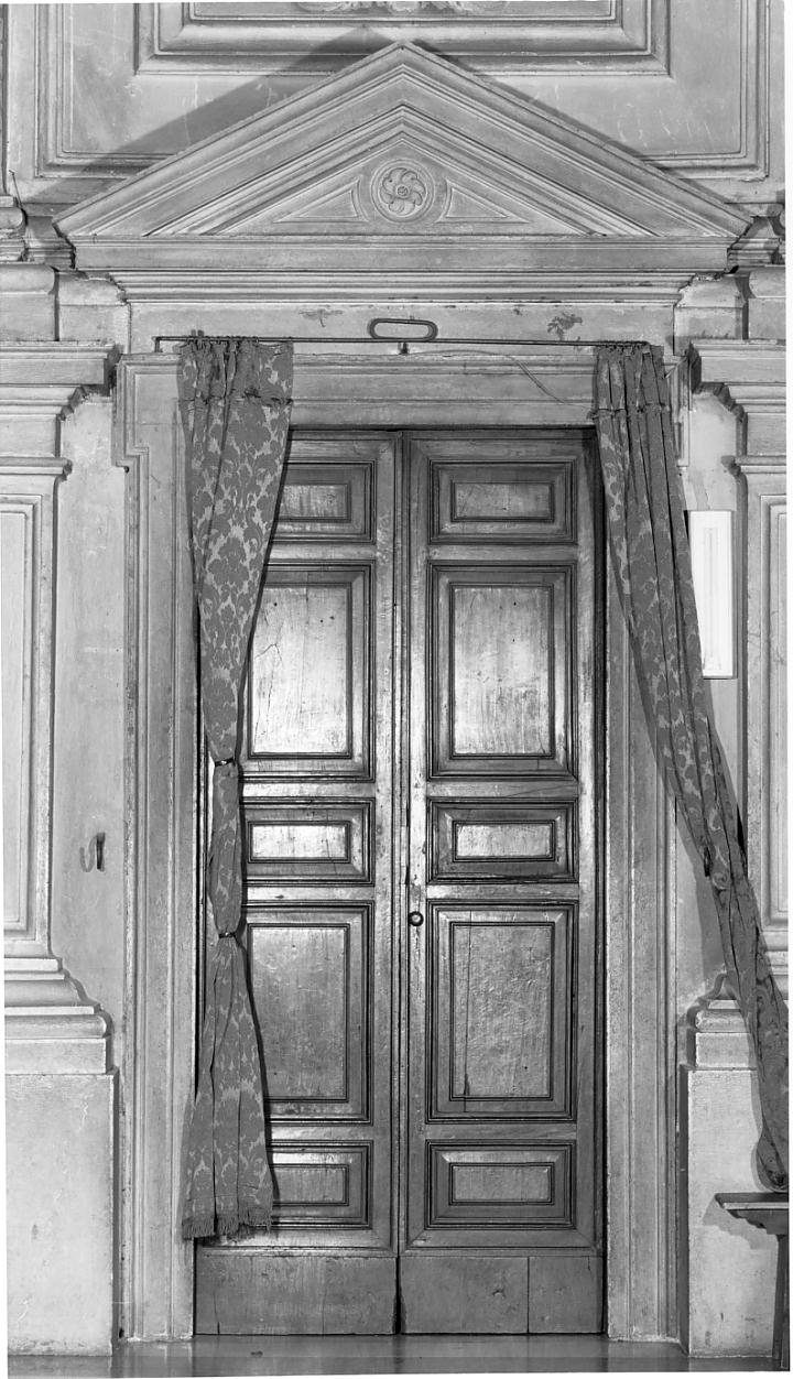 porta - a due battenti, serie - ambito bresciano (seconda metà sec. XVIII)
