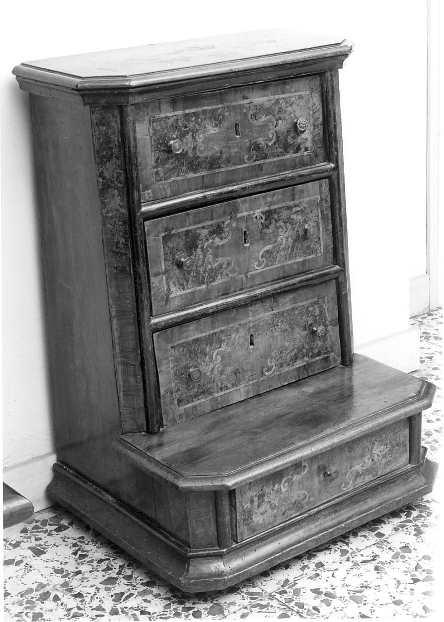 inginocchiatoio, opera isolata - ambito bresciano (sec. XVIII)