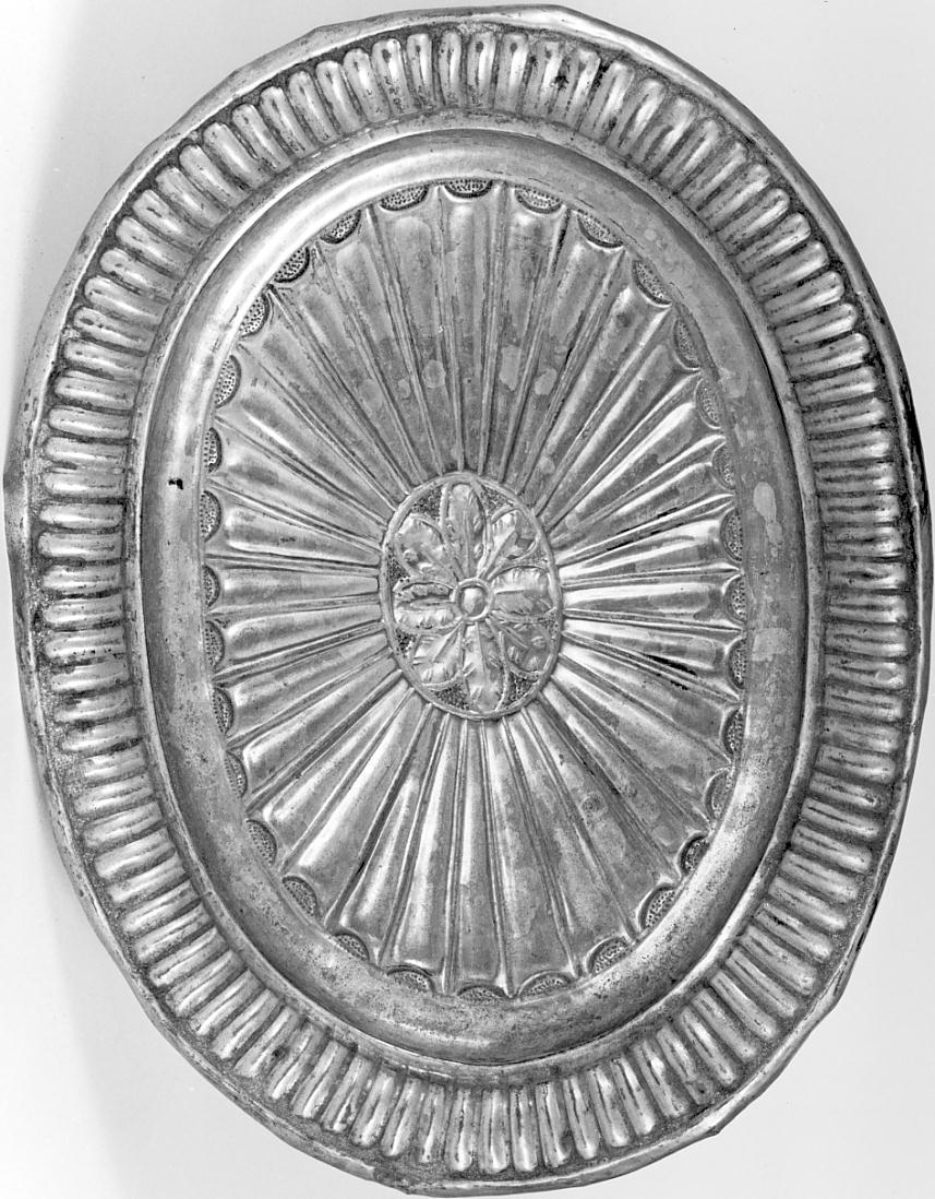 vassoio, opera isolata - ambito bresciano (sec. XVIII)