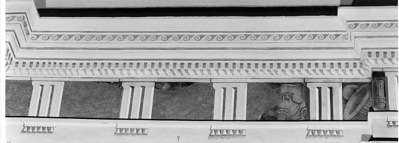 triglifi e metope con oggetti liturgici (decorazione pittorica, elemento d'insieme) di Rossi Gerolamo, Bagnatori Pietro Maria detto Bagnadore (sec. XVI)