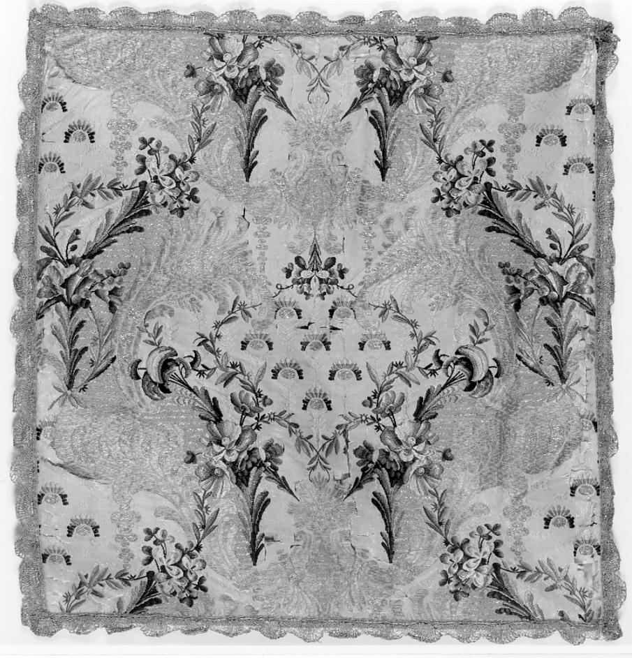 paramento liturgico, insieme - manifattura bresciana (prima metà sec. XVIII)