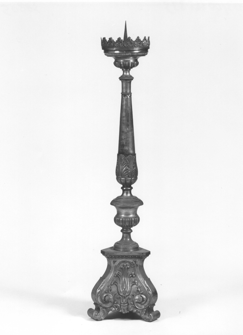 candeliere d'altare, serie - produzione lombarda (seconda metà sec. XIX)