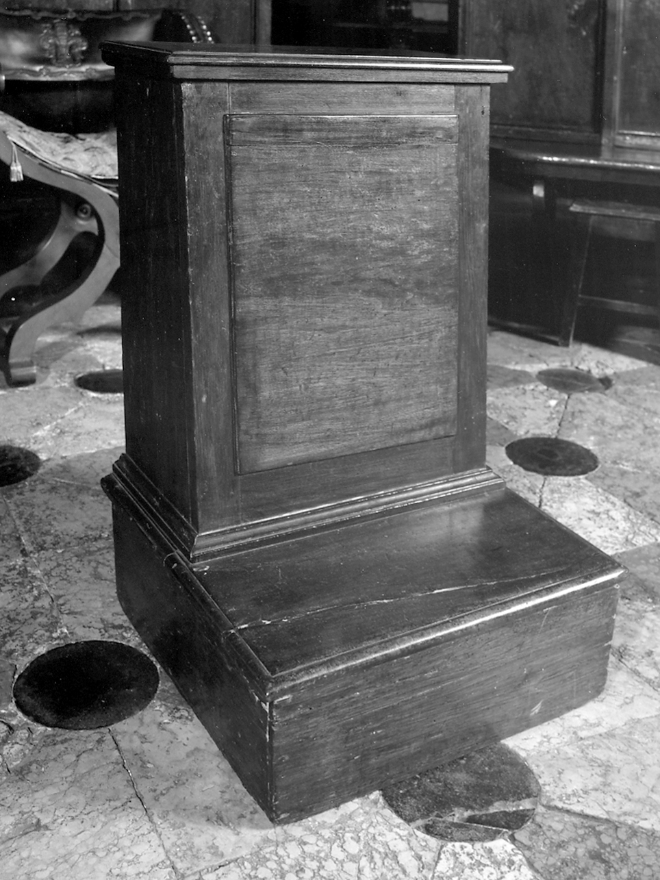 inginocchiatoio, serie - ambito lombardo (seconda metà sec. XIX)