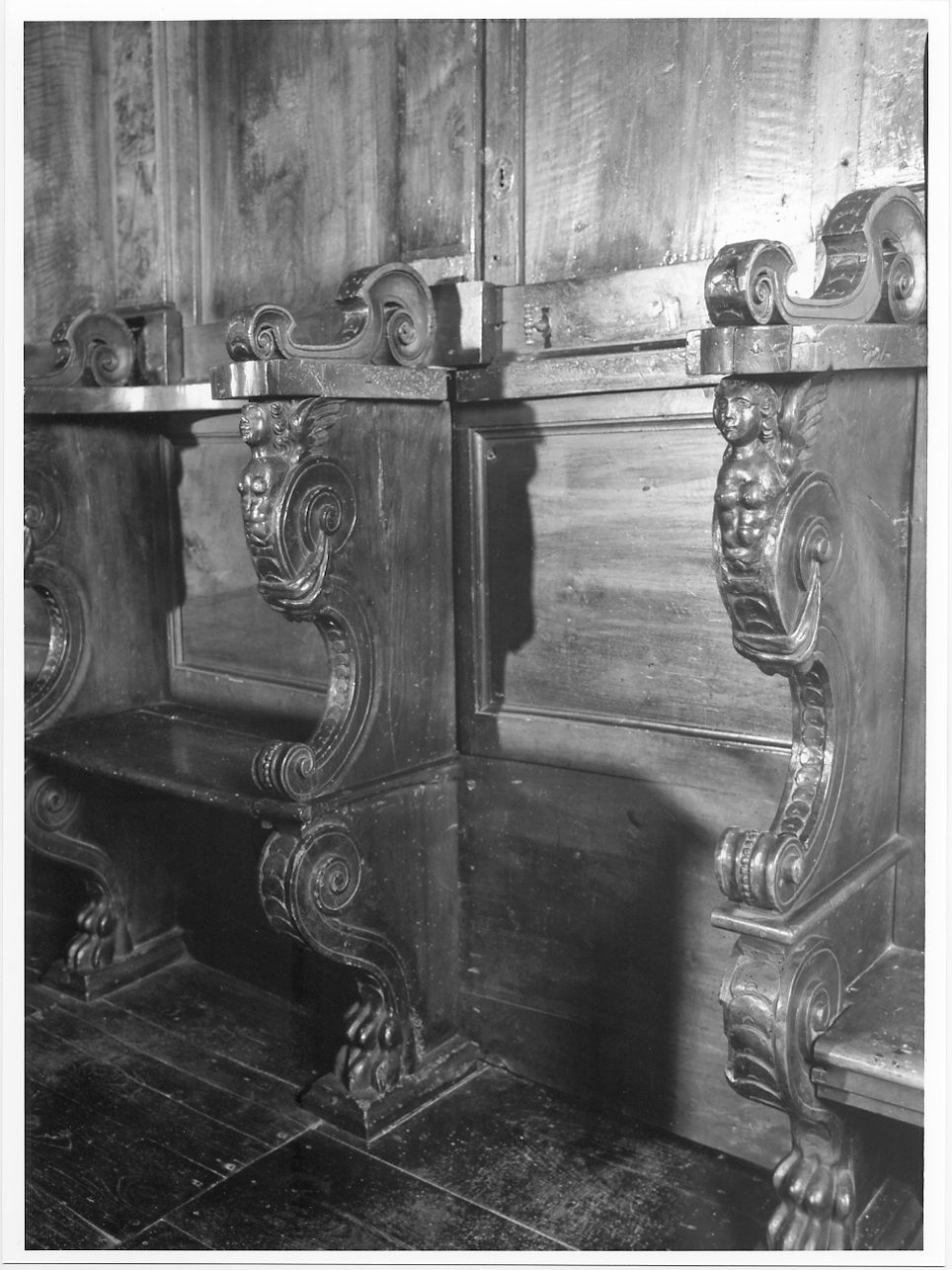 stalli del coro, elemento d'insieme - bottega lombarda (seconda metà sec. XVII)