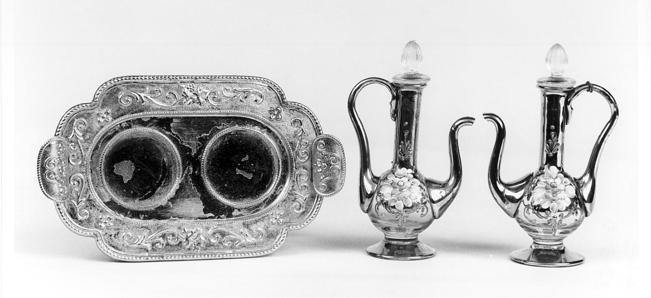 servizio di ampolline, insieme - produzione veneziana (prima metà sec. XX)