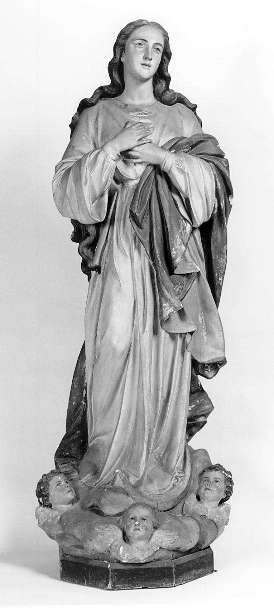 Madonna Immacolata (statua, opera isolata) di Righetti Emilio (sec. XX)