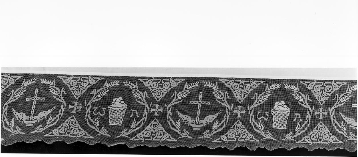 simboli eucaristici (tovaglia d'altare, opera isolata) - manifattura cremonese (prima metà sec. XX)