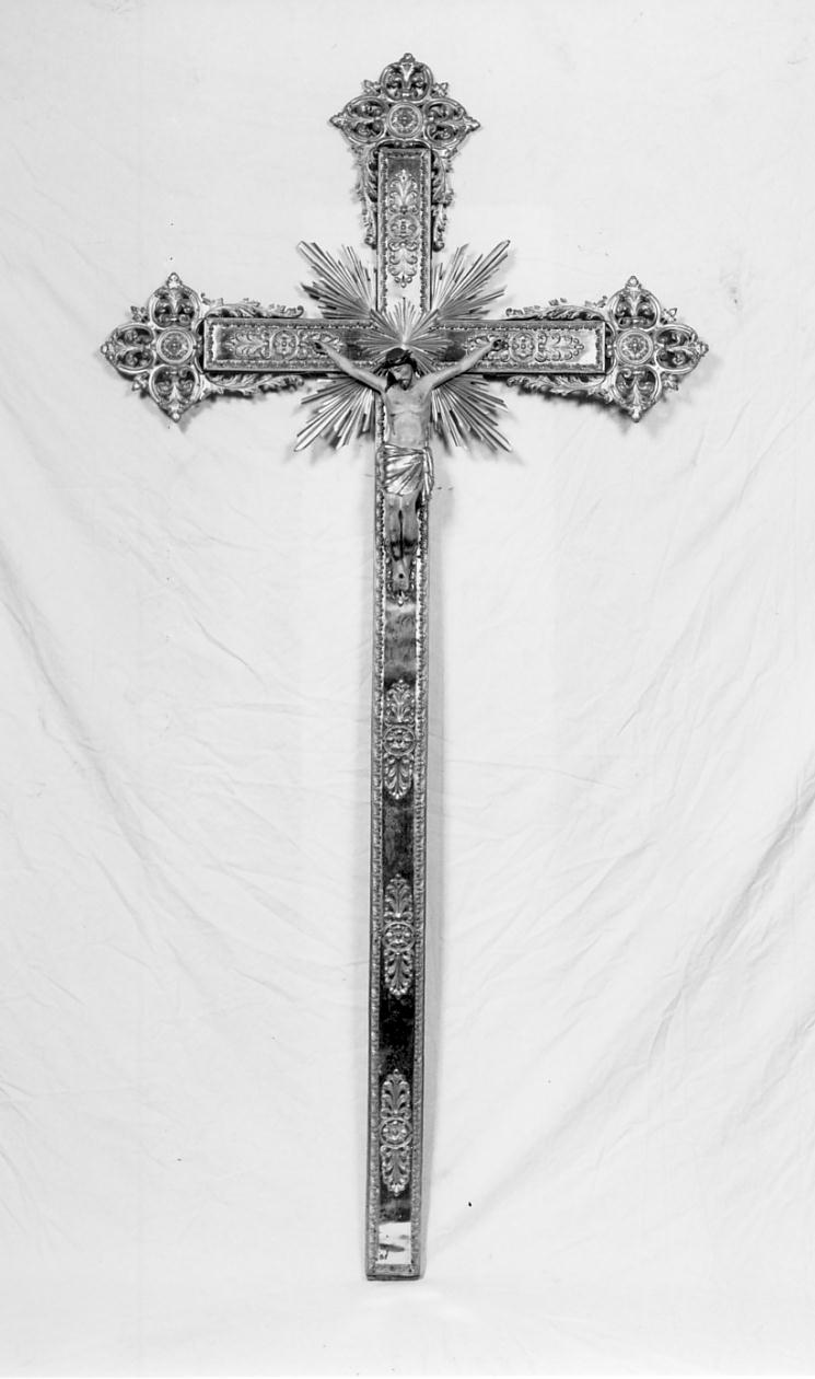 croce processionale, opera isolata - manifattura lombarda (fine/inizio secc. XIX/ XX)