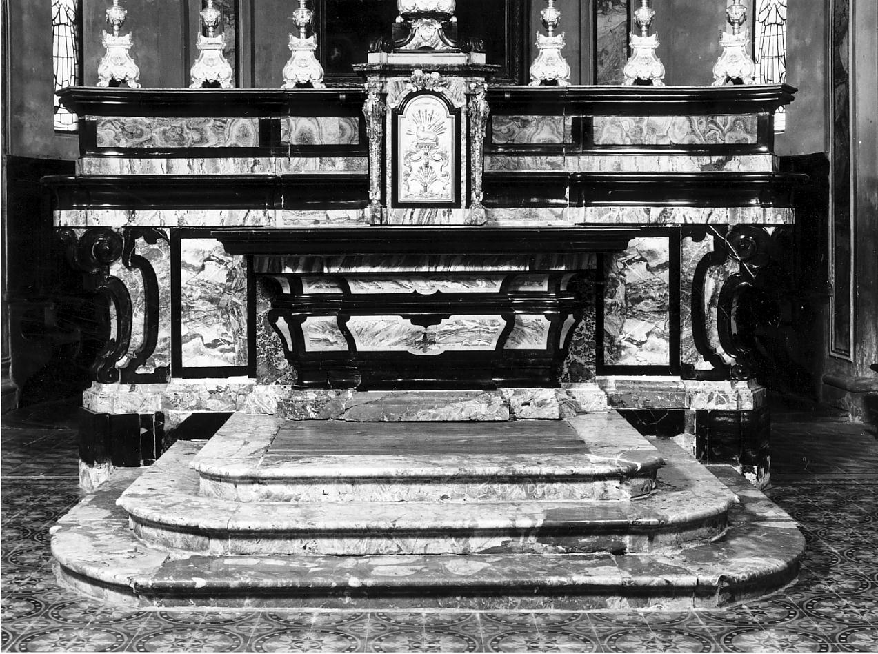 altare maggiore, insieme di Nava C (sec. XVIII)