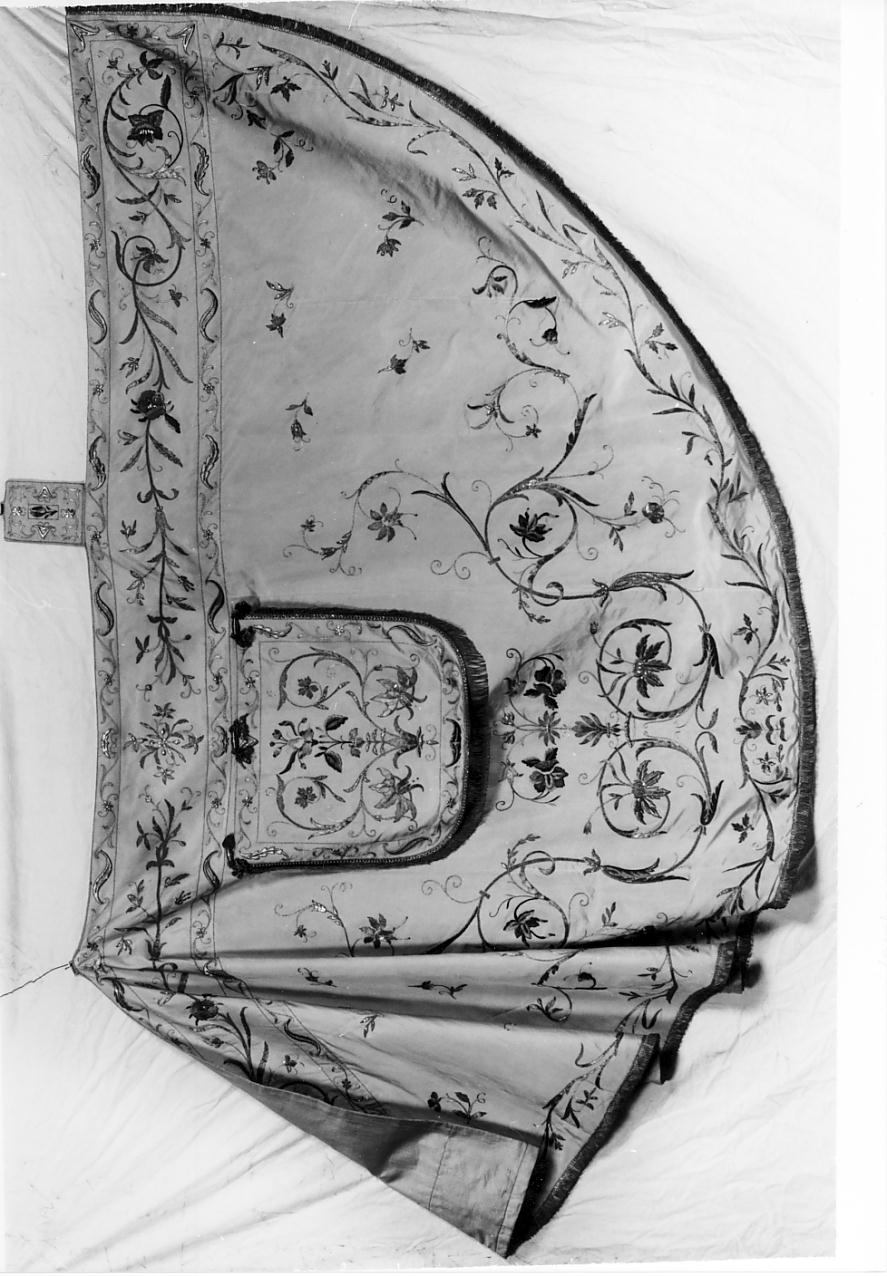 motivi decorativi vegetali (paramento liturgico, insieme) - manifattura lombarda (seconda metà sec. XIX)