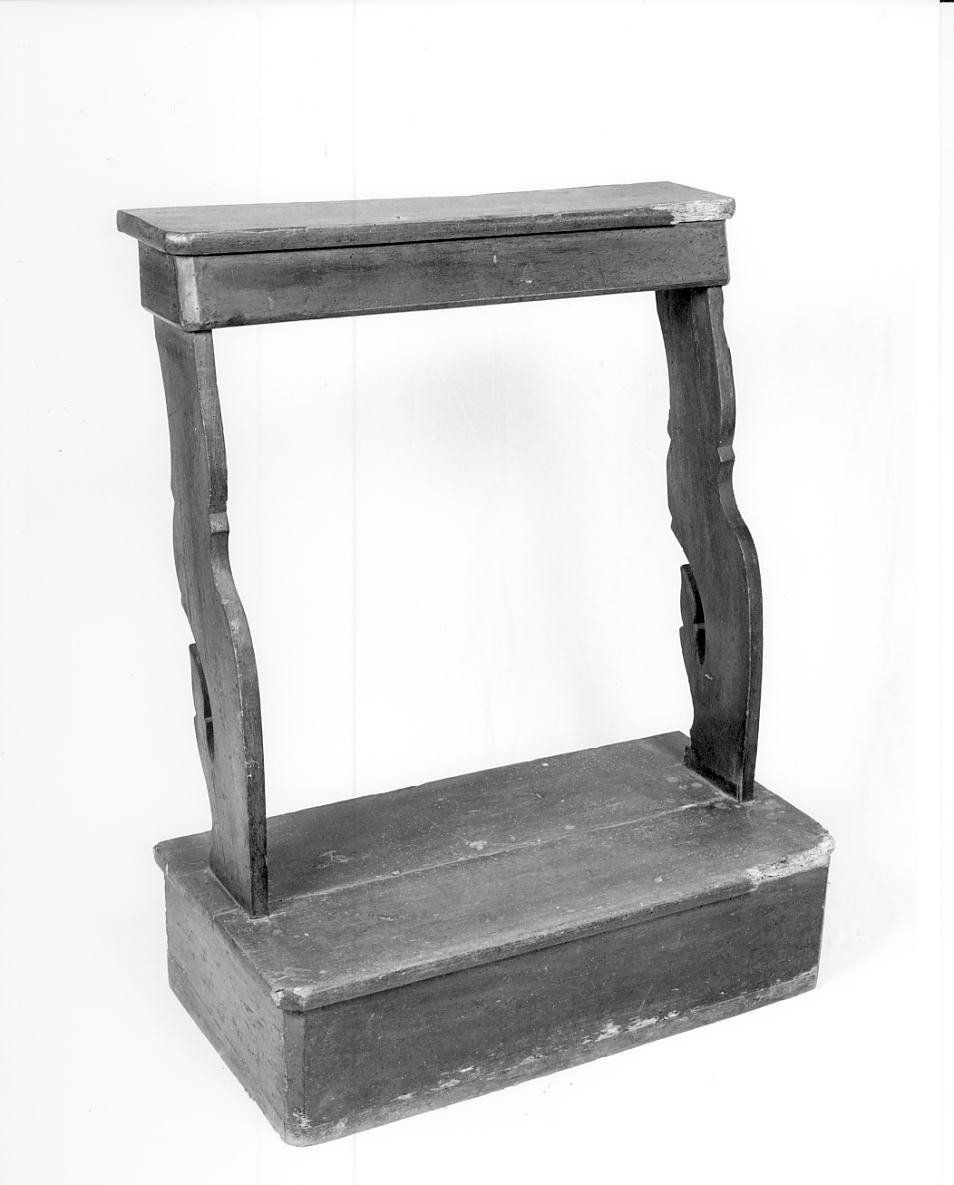 inginocchiatoio, opera isolata - ambito cremonese (sec. XIX)