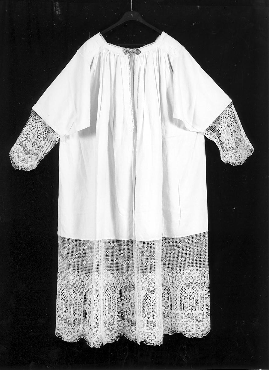 motivi decorativi geometrici (camice, opera isolata) - manifattura cremonese (prima metà sec. XX)