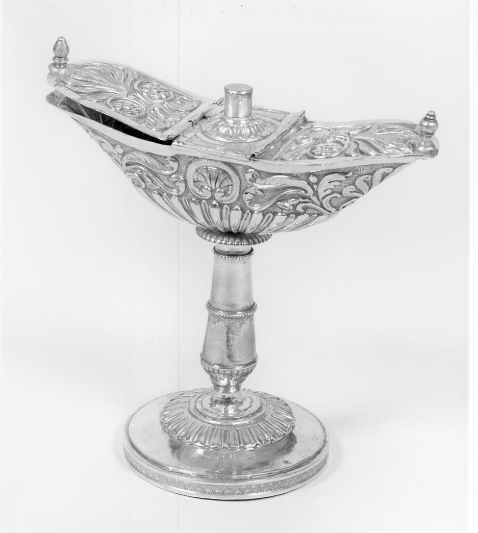 navicella portaincenso - a doppia valva, opera isolata - manifattura lombarda (prima metà sec. XIX)