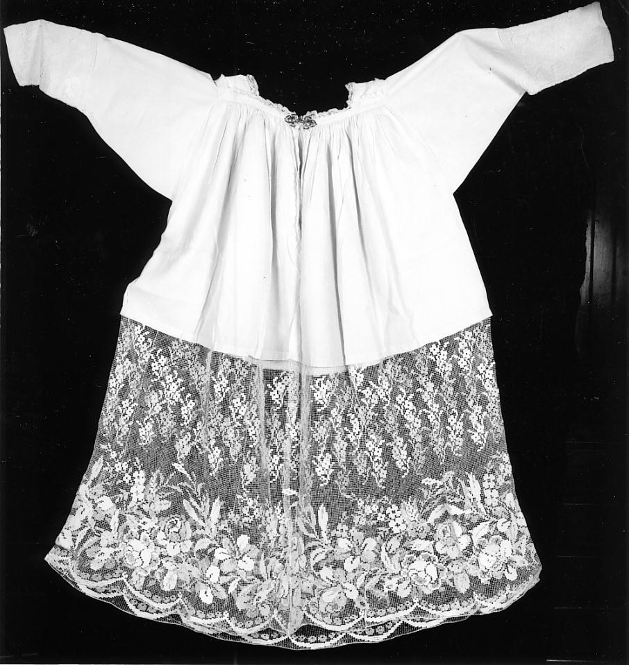 camice, opera isolata - manifattura cremonese (primo quarto sec. XX)