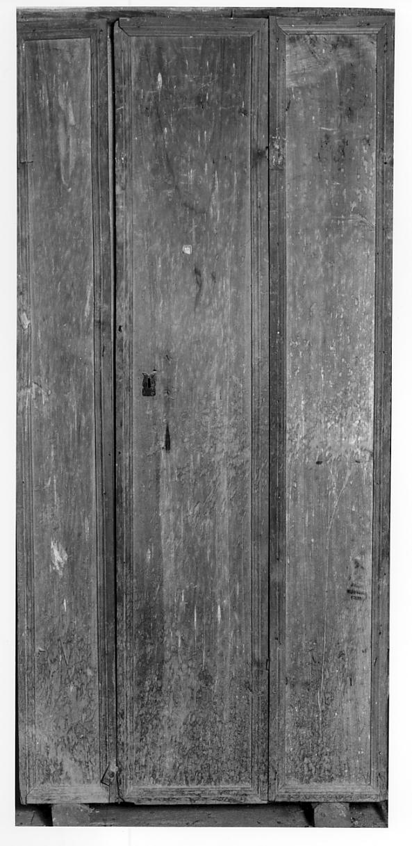 armadio, opera isolata - manifattura cremonese (seconda metà sec. XIX)