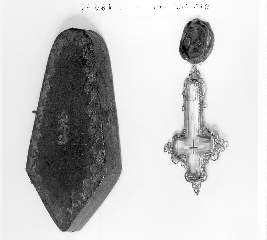 reliquiario - a croce, opera isolata - ambito cremonese (sec. XVIII)