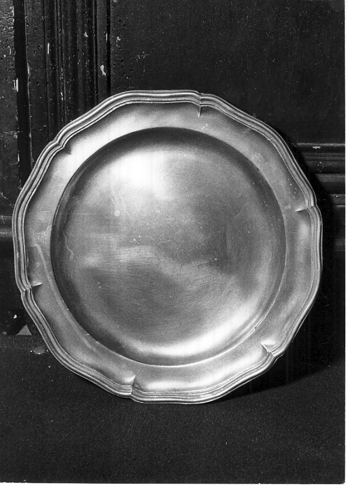 piatto, coppia - ambito italiano (fine/inizio secc. XVII/ XVIII)