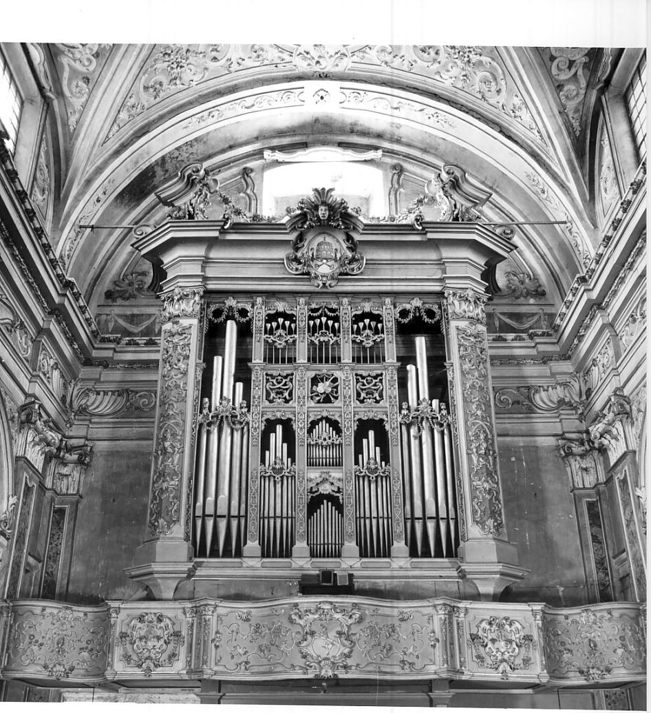 cassa d'organo, elemento d'insieme di Boschini Andrea, Savazzi Vittorino (prima metà sec. XVIII)