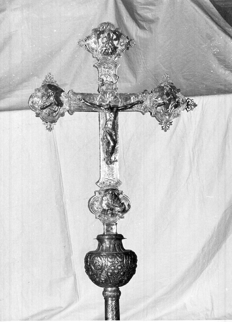 croce processionale, opera isolata - ambito italiano (seconda metà sec. XVI)