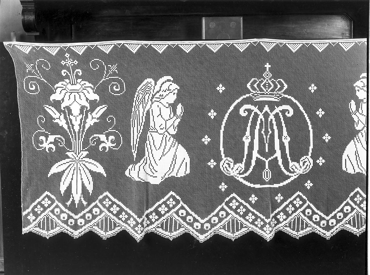 tovaglia d'altare, frammento - manifattura cremonese (fine/inizio secc. XIX/ XX)