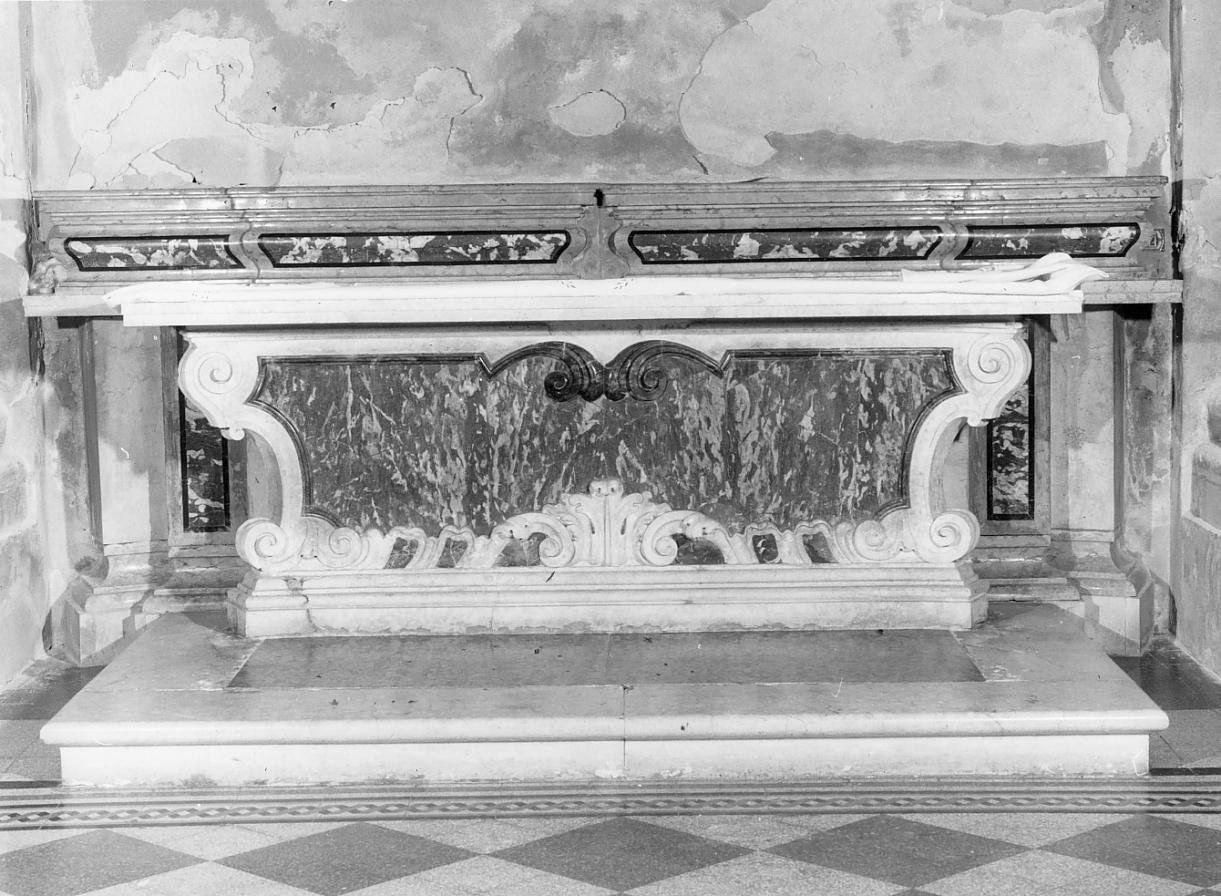 mensa d'altare - ambito mantovano (sec. XX)