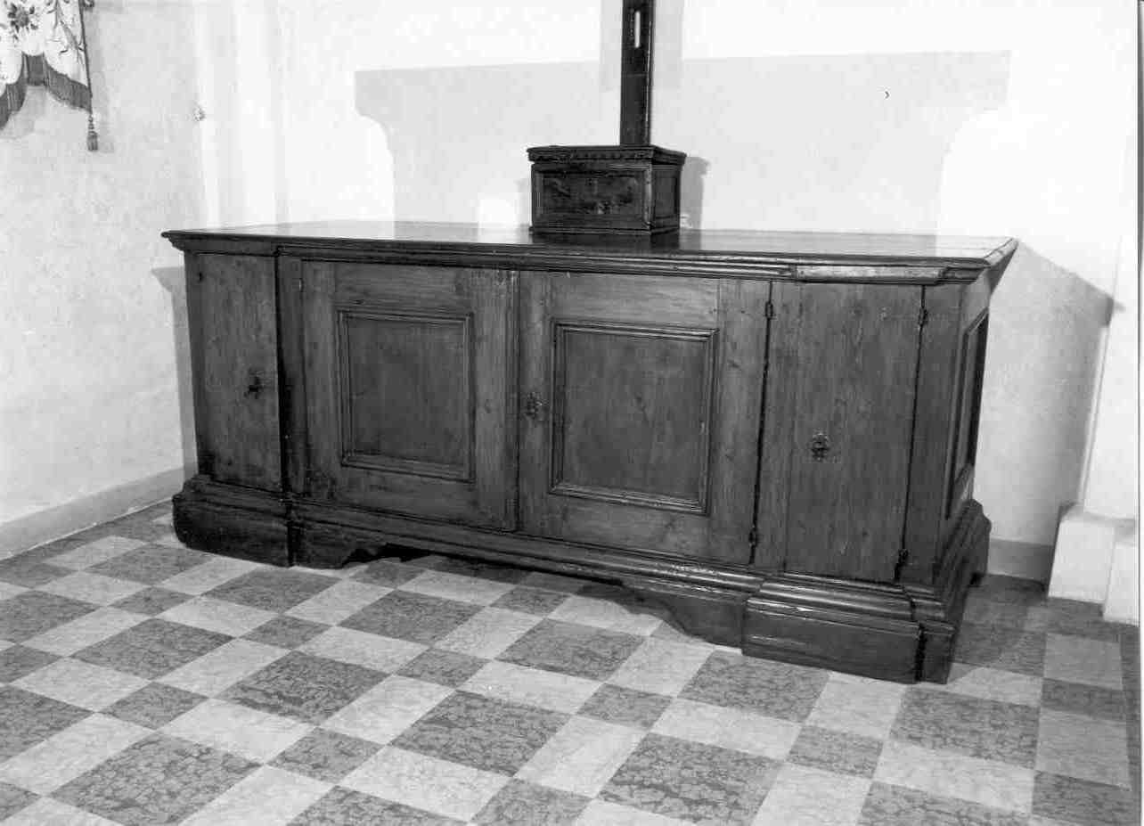 mobile da sacrestia, opera isolata - bottega mantovana (fine/inizio secc. XVII/ XVIII)