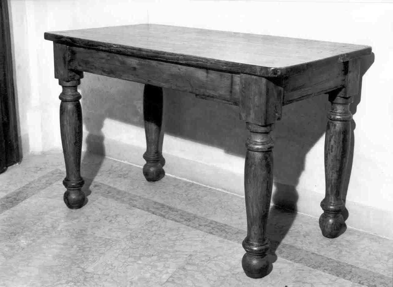 tavolo, opera isolata - ambito mantovano (seconda metà sec. XIX)