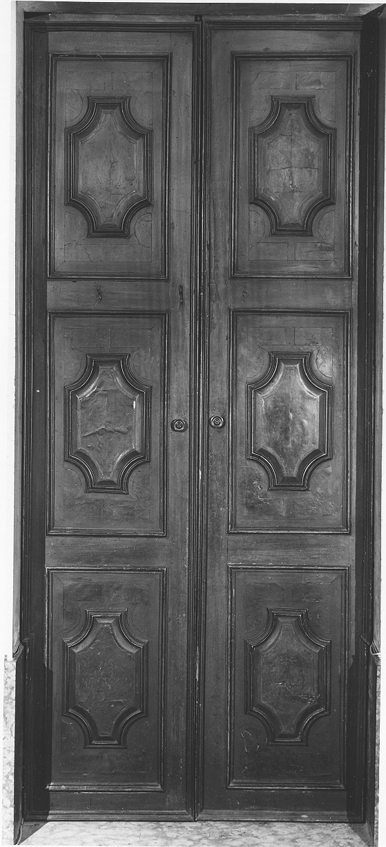 porta, coppia di Mantelli Evangelista (sec. XVIII)