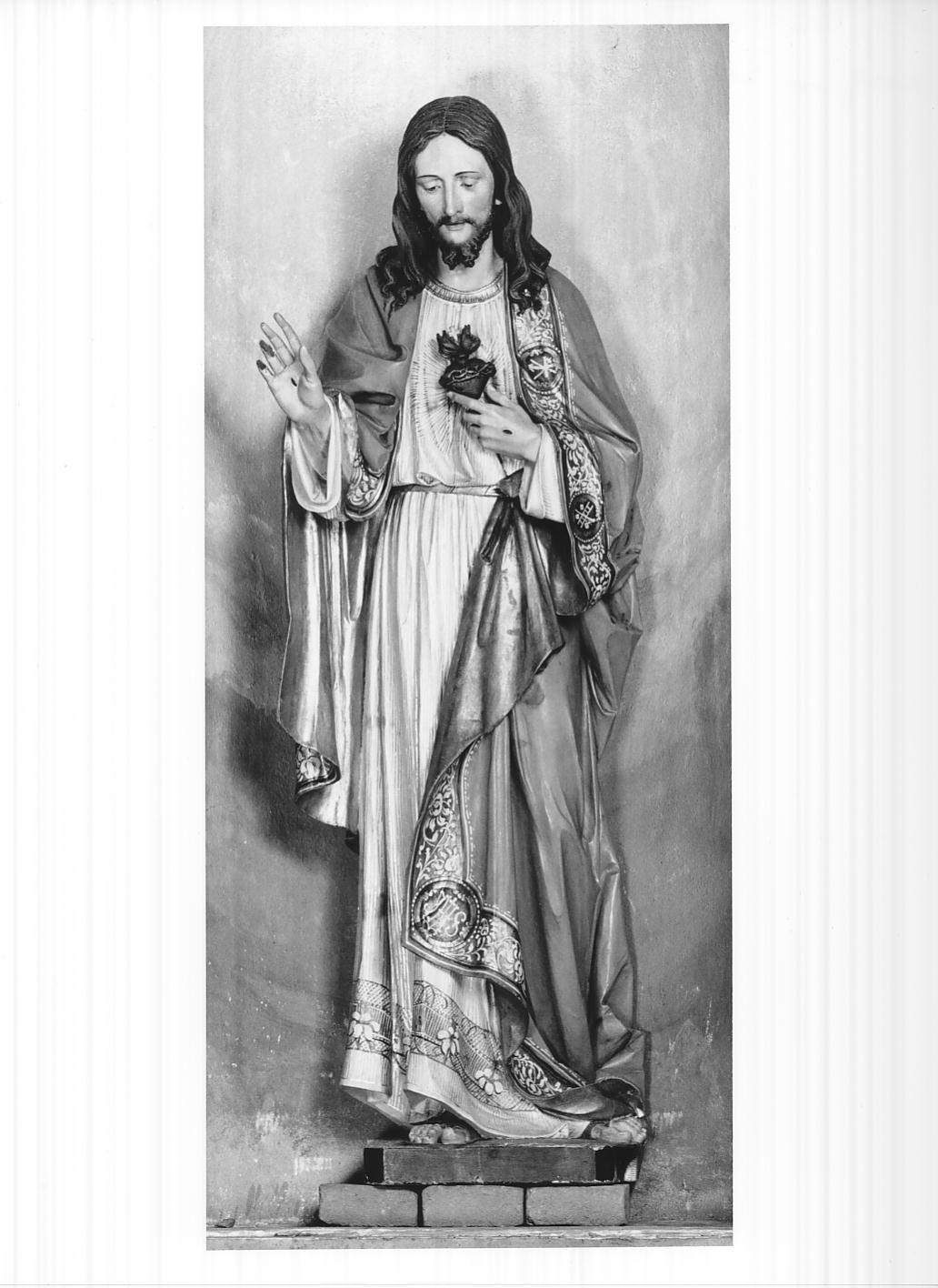 Sacro Cuore di Gesù (statua, opera isolata) di Gobbi Frattini Ditta (sec. XX)