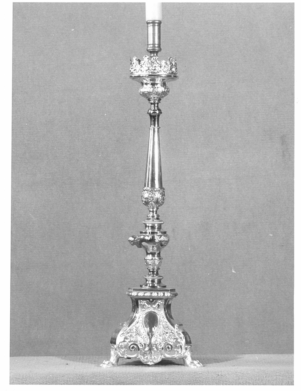 candeliere d'altare, serie - bottega lombarda (sec. XIX)