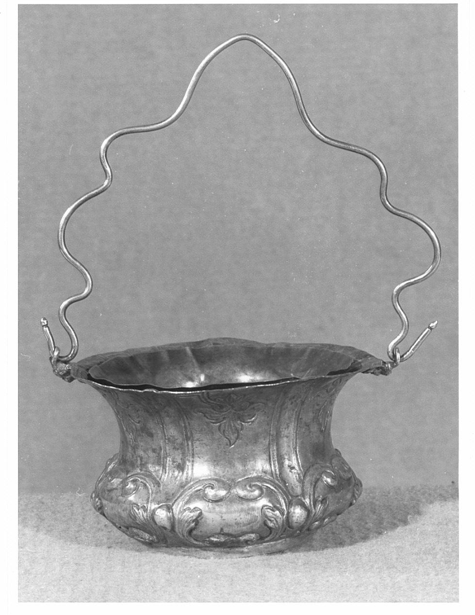secchiello per l'acqua benedetta, opera isolata - bottega lombarda (sec. XVIII)